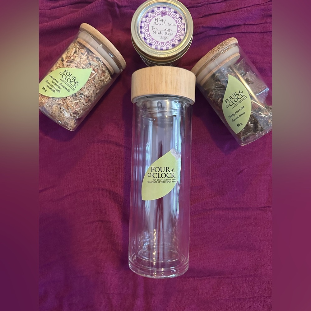 Glass Tea Infuser with starter Teas